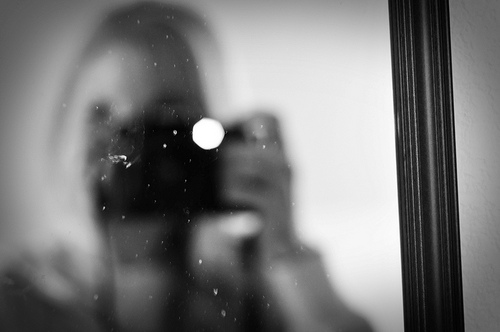 *minimalistisches*Selbstportrait*Beth*